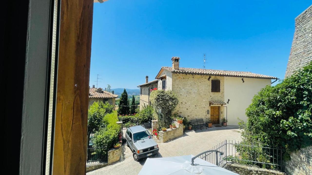 Villa Casa Di Duccio Montone  Esterno foto