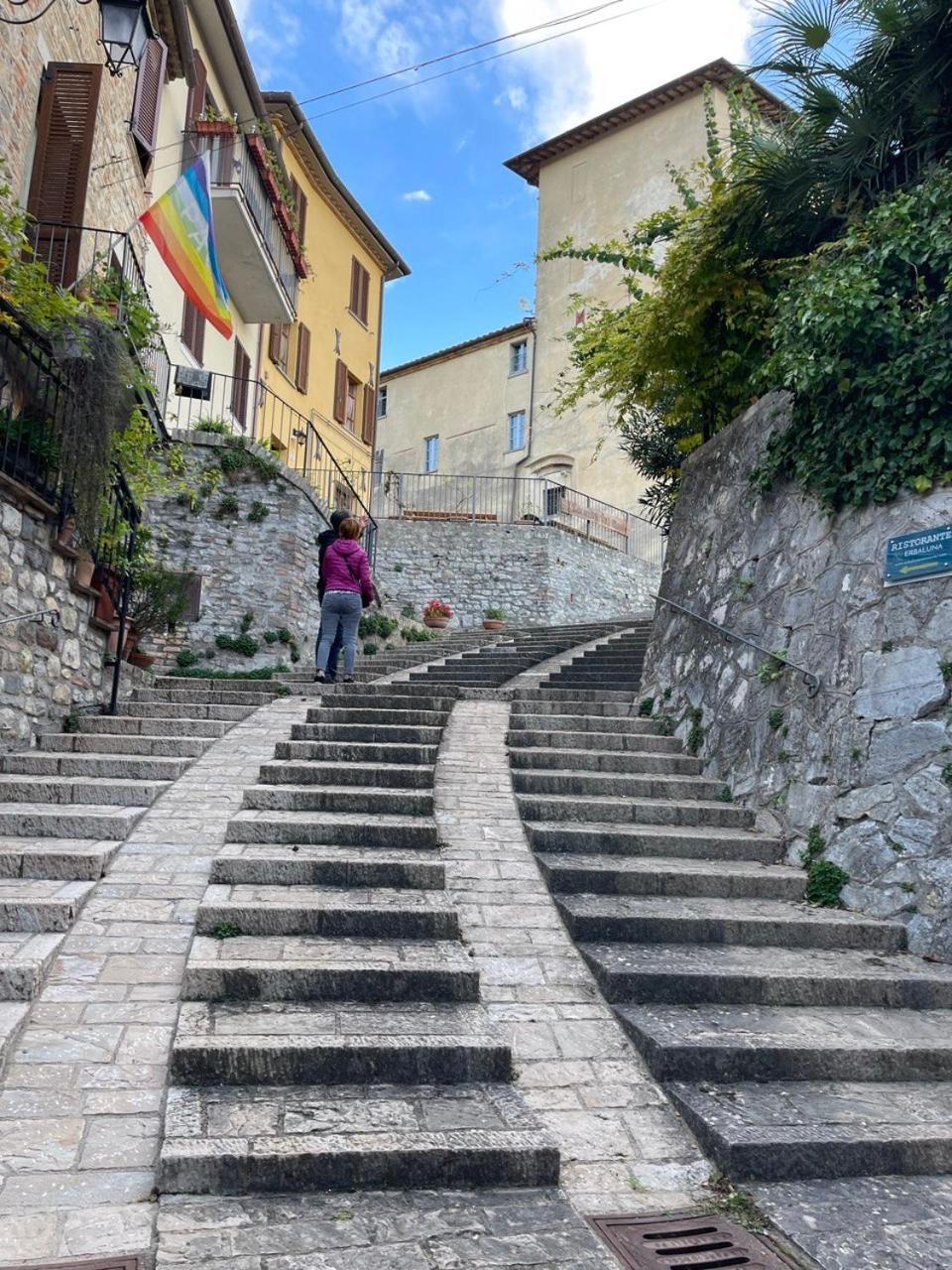 Villa Casa Di Duccio Montone  Esterno foto