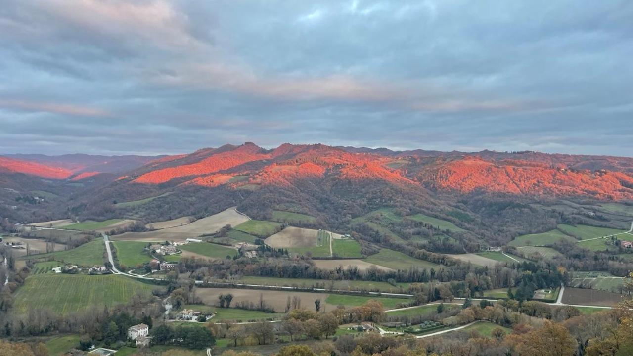 Villa Casa Di Duccio Montone  Esterno foto